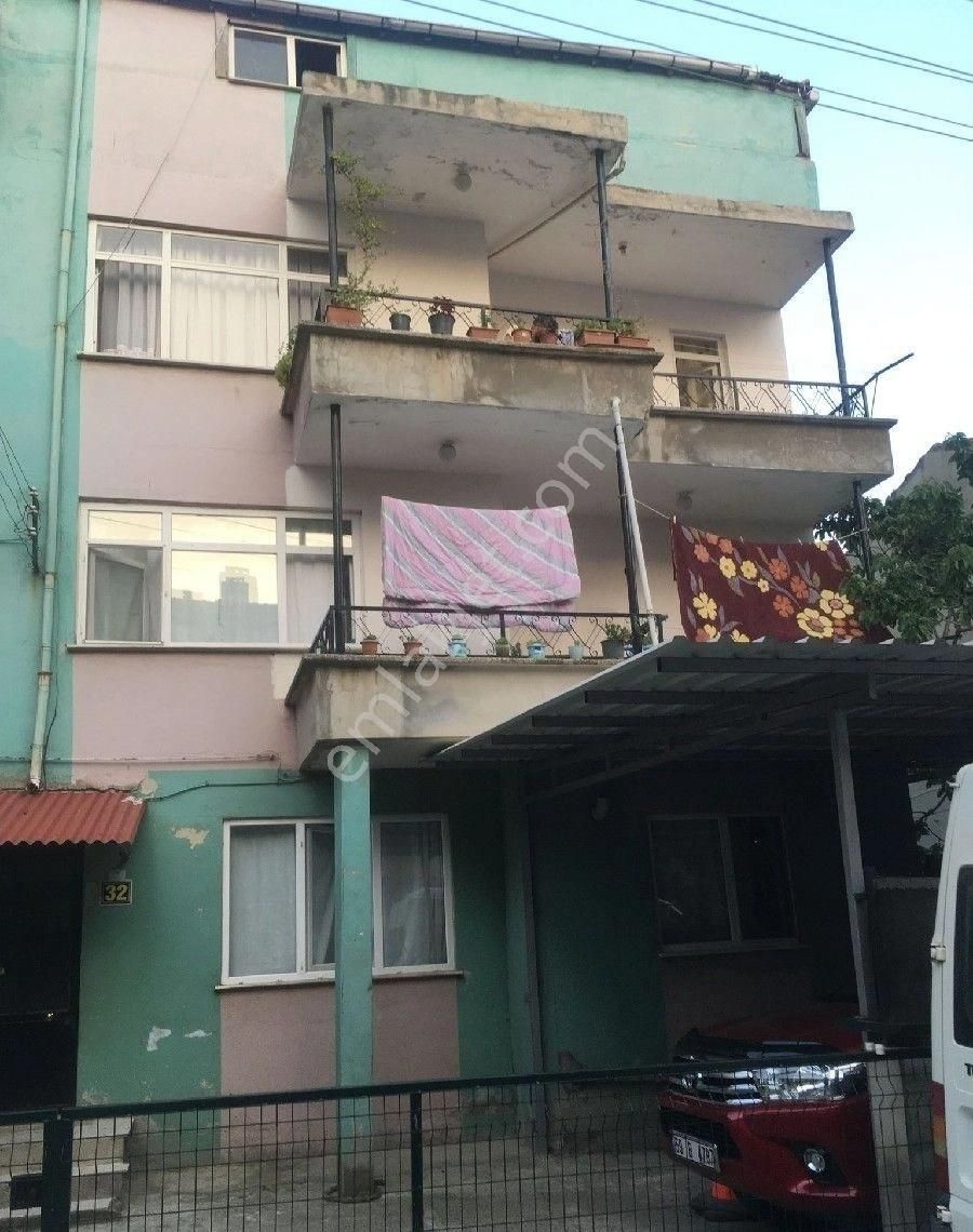 Çiftlikönü 183m2 Arsalı 4 Katlı Komple Satılık Bina Fiyat Temmuz Ayı İçin Geçerli - Görsel 2