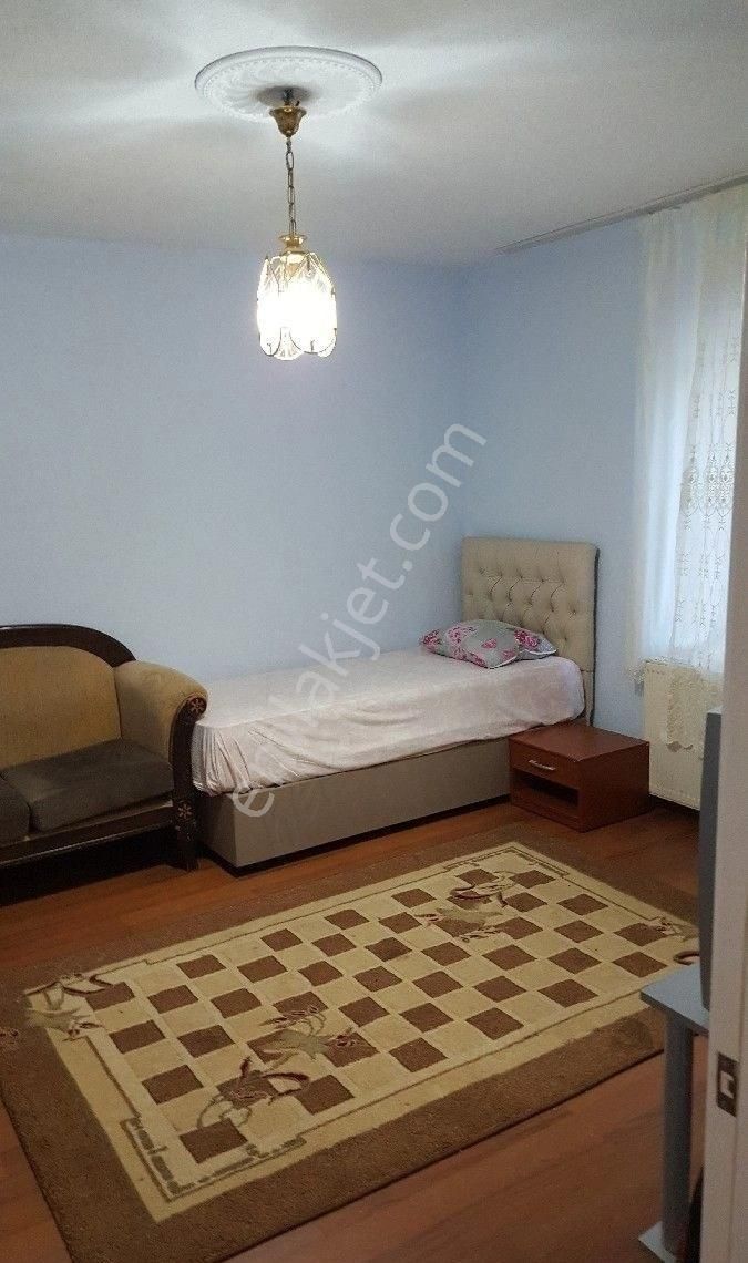 Yeni Emniyet Müdürlüğü Civarı 1+1 Ayrı Mutfak İçi Komple Yenilenmiş Satılık Müstakil Bahçeli Daire - Görsel 8