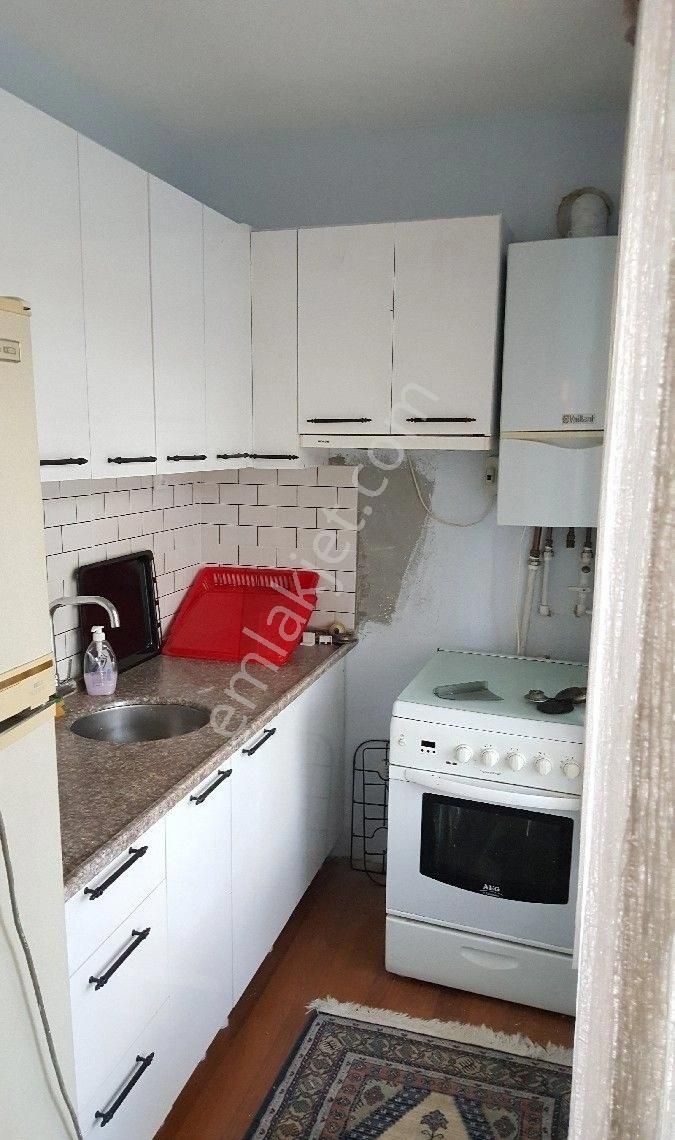 Yeni Emniyet Müdürlüğü Civarı 1+1 Ayrı Mutfak İçi Komple Yenilenmiş Satılık Müstakil Bahçeli Daire - Görsel 10