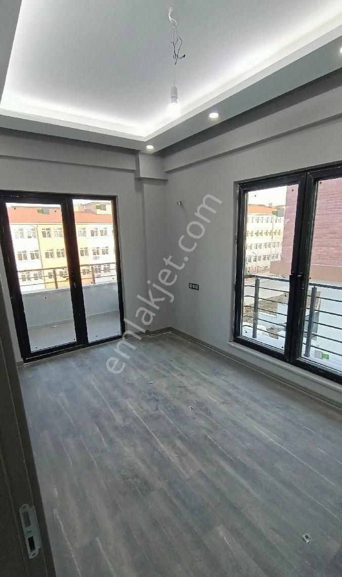 Hürriyet Ve Atatürk Mahallesi Civarı 5+1 Havuzlu Otoparklı Satılık Lüks Villa - Görsel 14