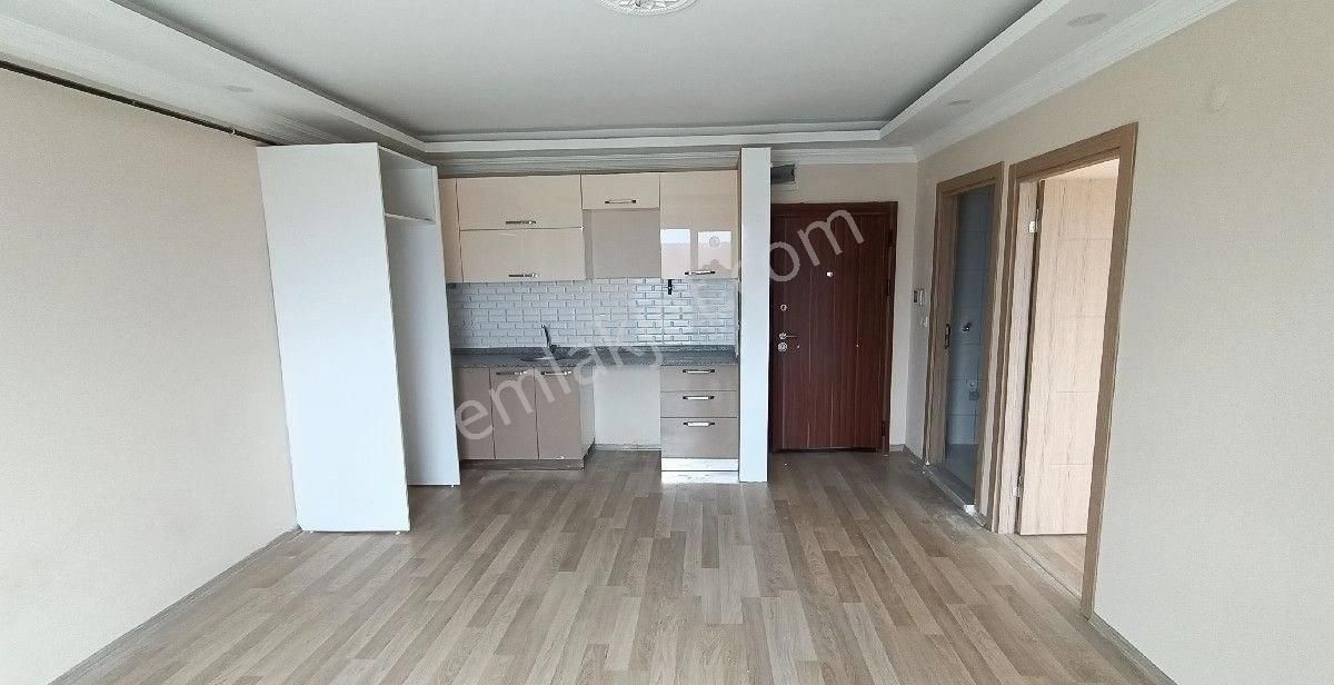 Yeni Belediye Civarı Ana Cadde Üzeri 1+1 Satılık Sıfır Daire - Görsel 26