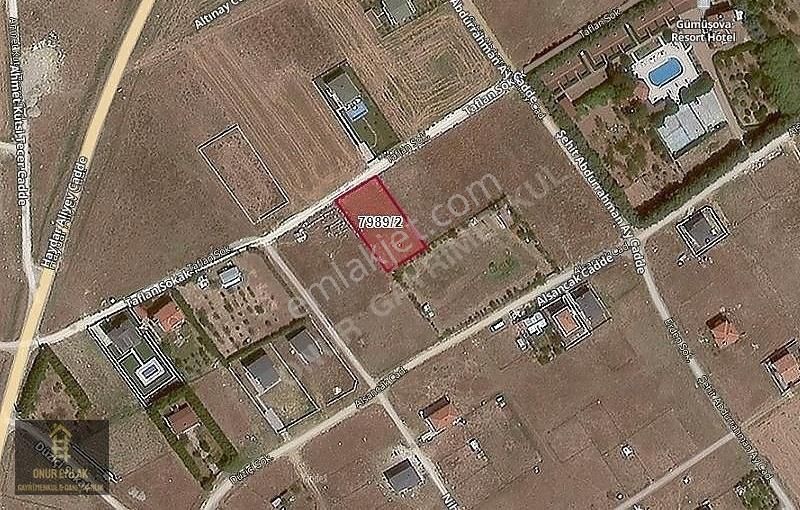 Silivri Gümüşyaka Satılık Villa İmarlı Gümüşyaka'da Denize 900mt Mesafede Satılık 1019m2 İmarlı Arsa