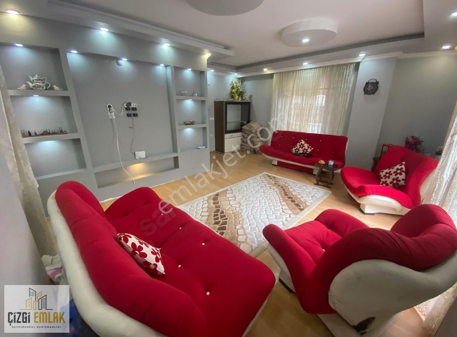 Darıca Osman Gazi Satılık Daire DARICA ATATÜRK CADDESİ YAKINI SATILIK 2+1 ARAKAT DAİRE