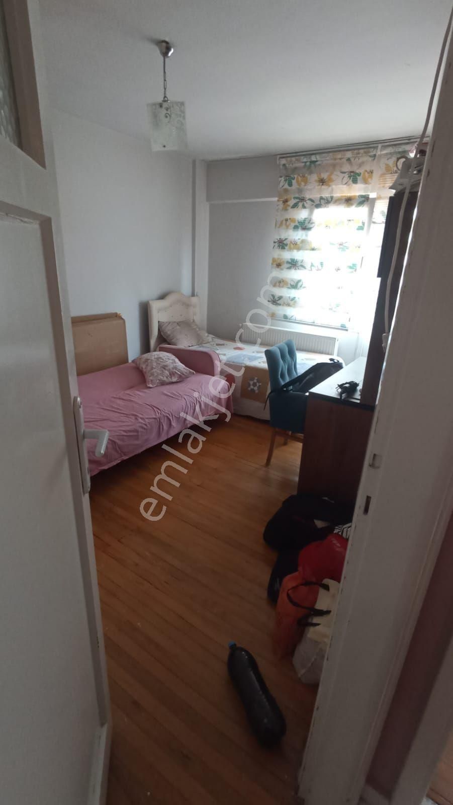 Aydın Cumhuriyet Mahallesinde Satılık Daire Net 120m2 Atatürk Devlet Hastanesine Çok Yakın - Görsel 22