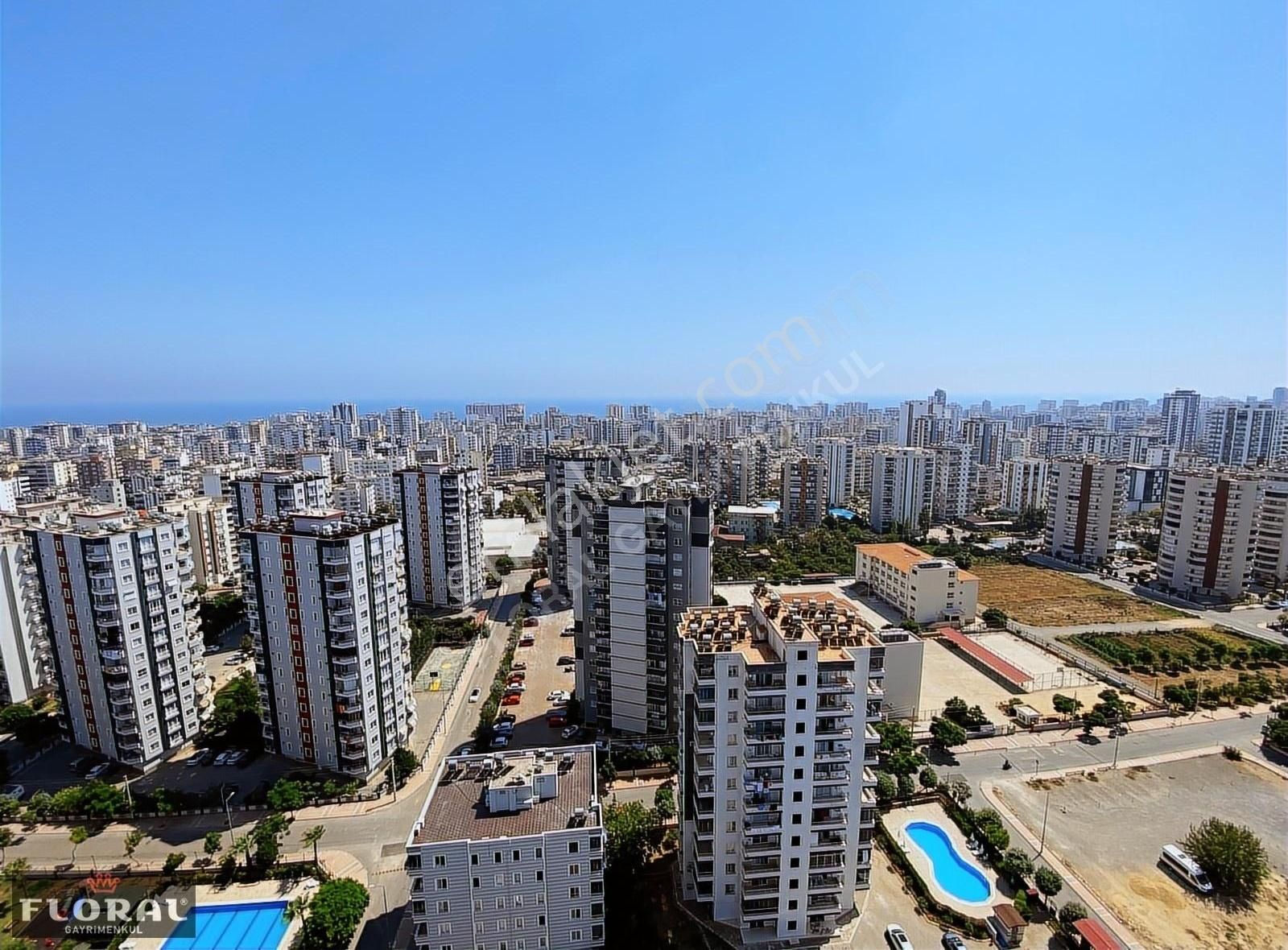 Mezitli Merkez Satılık Daire FLORAL'DEN ŞEHİR MANZARALI 320 M2 5+2 SATILIK LÜKS DUBLEKS DAİRE