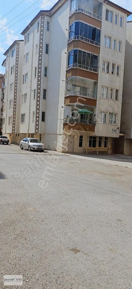 Bafra Mevlana Satılık Daire ALİ ÇAMAŞ' tan DERE YAPI KOOP. DE SATILIK 3+1 DAİRE