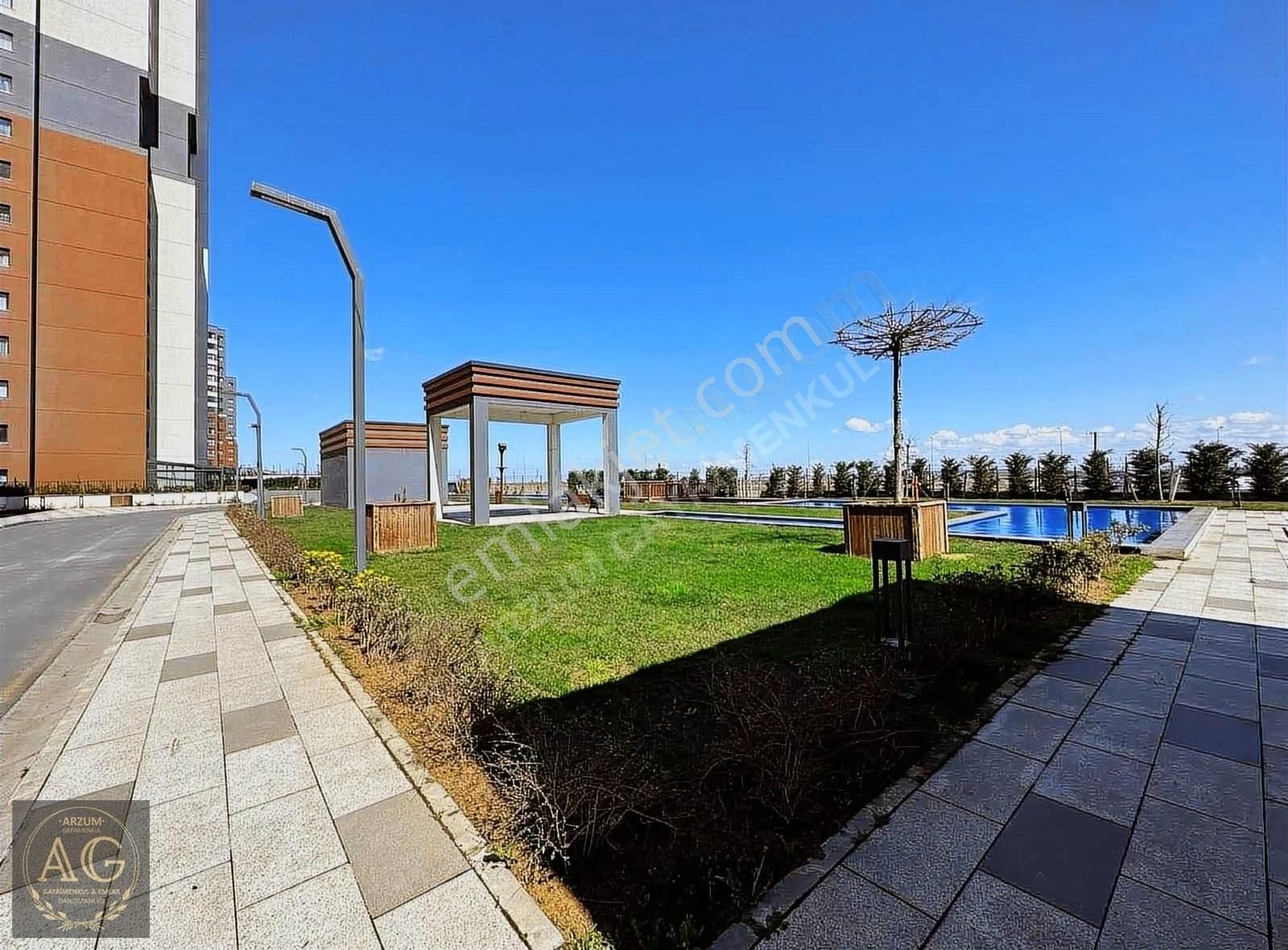 Başakşehir Bahçeşehir 2. Kısım Satılık Daire Tual Bahçekent 80m2 Satılık 1+1 Boş Daire 2.850.000 Tl