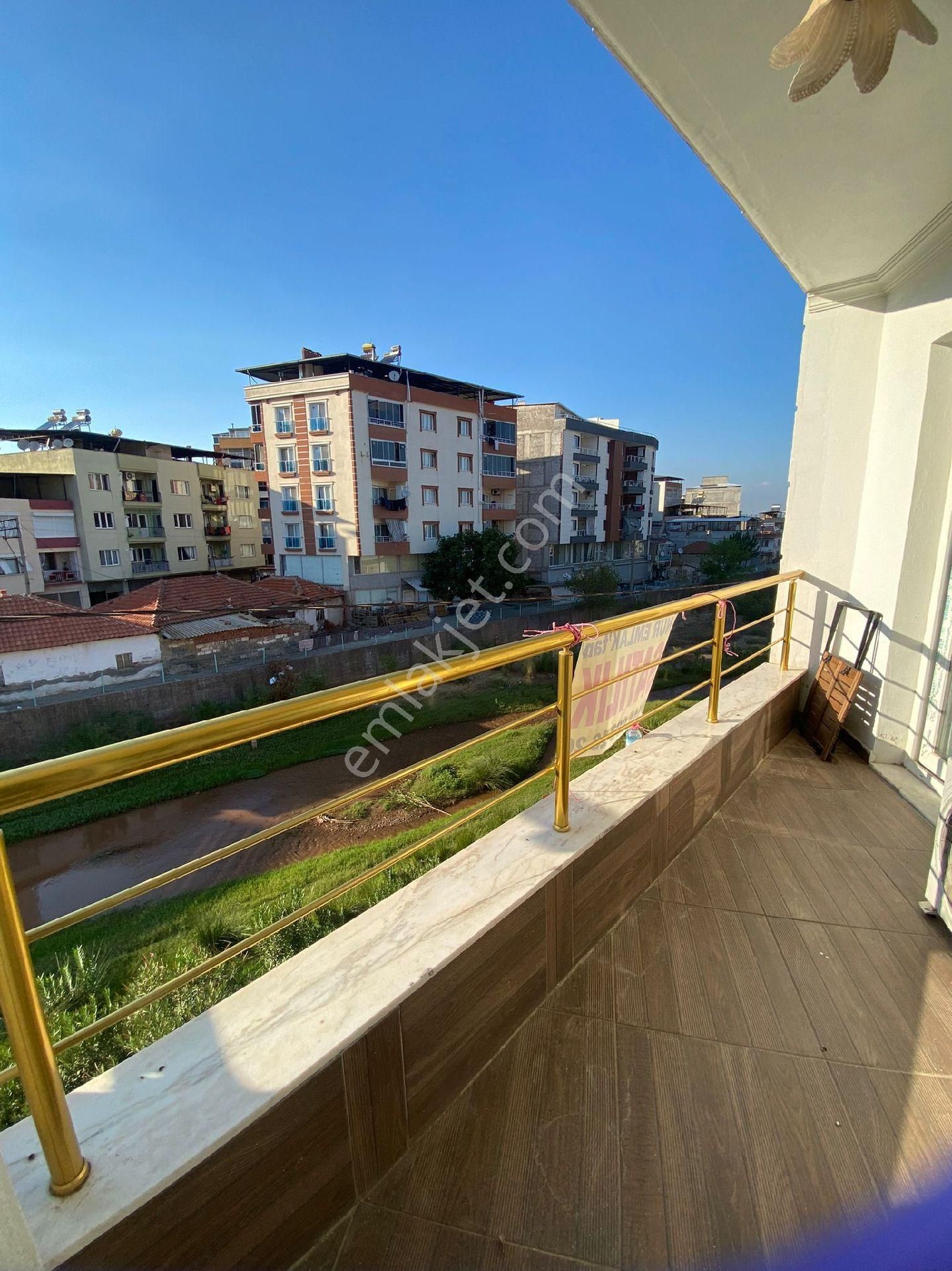 Ahmetli Altıeylül Satılık Daire Manisa Ahmetli Altı Eylül Mahallesi 4+2 Doğal Gazlı 184m² Dubleks Satılık