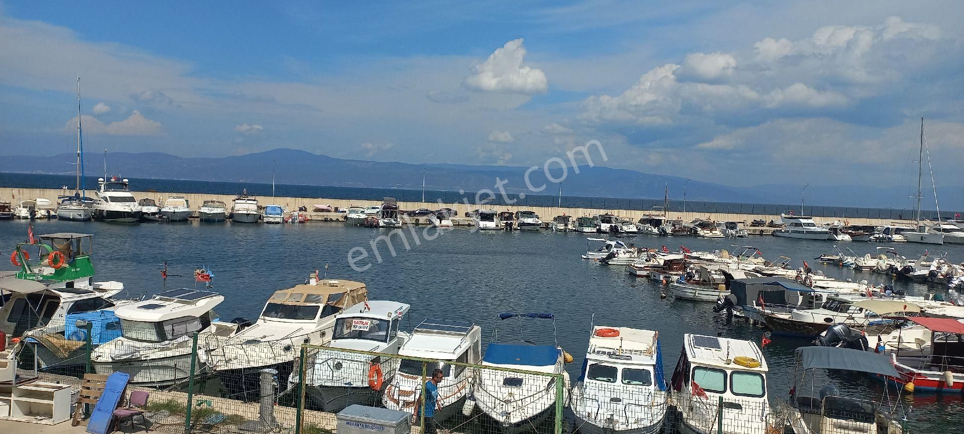 Mudanya Halitpaşa Satılık Daire BURSA MUDANYA HALİTPAŞA MAH.MARİNA'DA DENİZE 10METRE