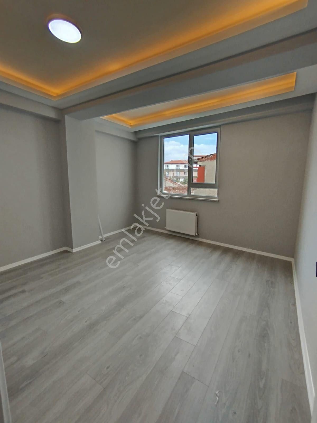 Tepebaşı Zafer Satılık Daire ZAFER MH SATILIK 3+1 LÜX DAİRE 