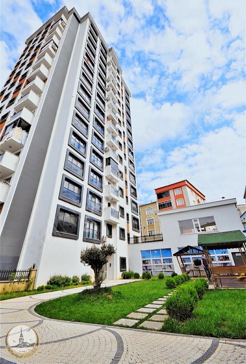 Esenler Birlik Satılık Daire İstanbul House'dan Pearl City'de K.otoparklı 3+1 Ara Kat