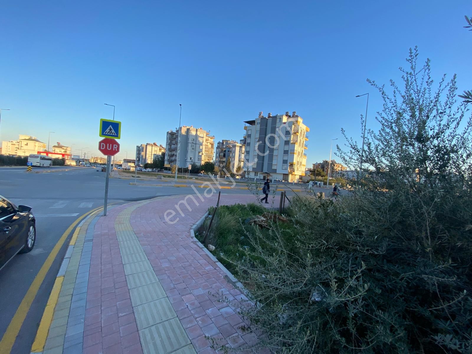 Varsak Karşıyaka Mah Köşe Ticari+konut Süper Konum - Görsel 2