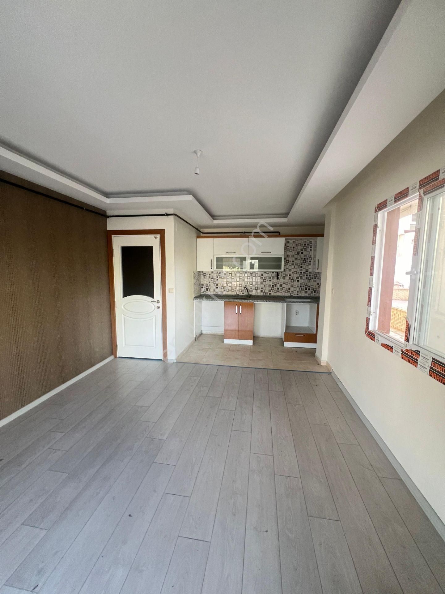 Tarsus Kavaklı Satılık Daire  KAVAKLI MAHALLESİNDE TARSUS CK EMLAK'TAN 100m2 2+1 SATILIK DAİRE