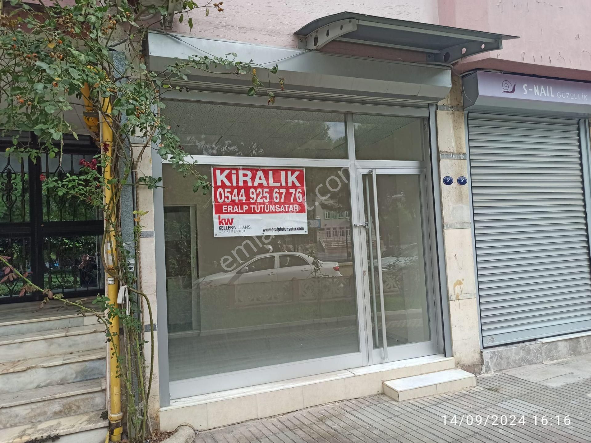 Bayraklı Manavkuyu Kiralık Dükkan & Mağaza  MANAVKUYU ÖMER ÖZKAN İLKÖĞRETİM OKULU YANI OFİS İÇİN KİRALIK DÜKKAN