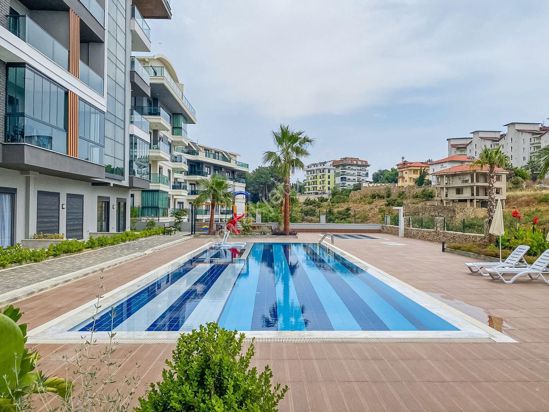 Alanya Oba Satılık Daire  ALANYA OBA DA 2+1 DUBLEKS KALE DENİZ MANZARALI  YENİ DAİRE