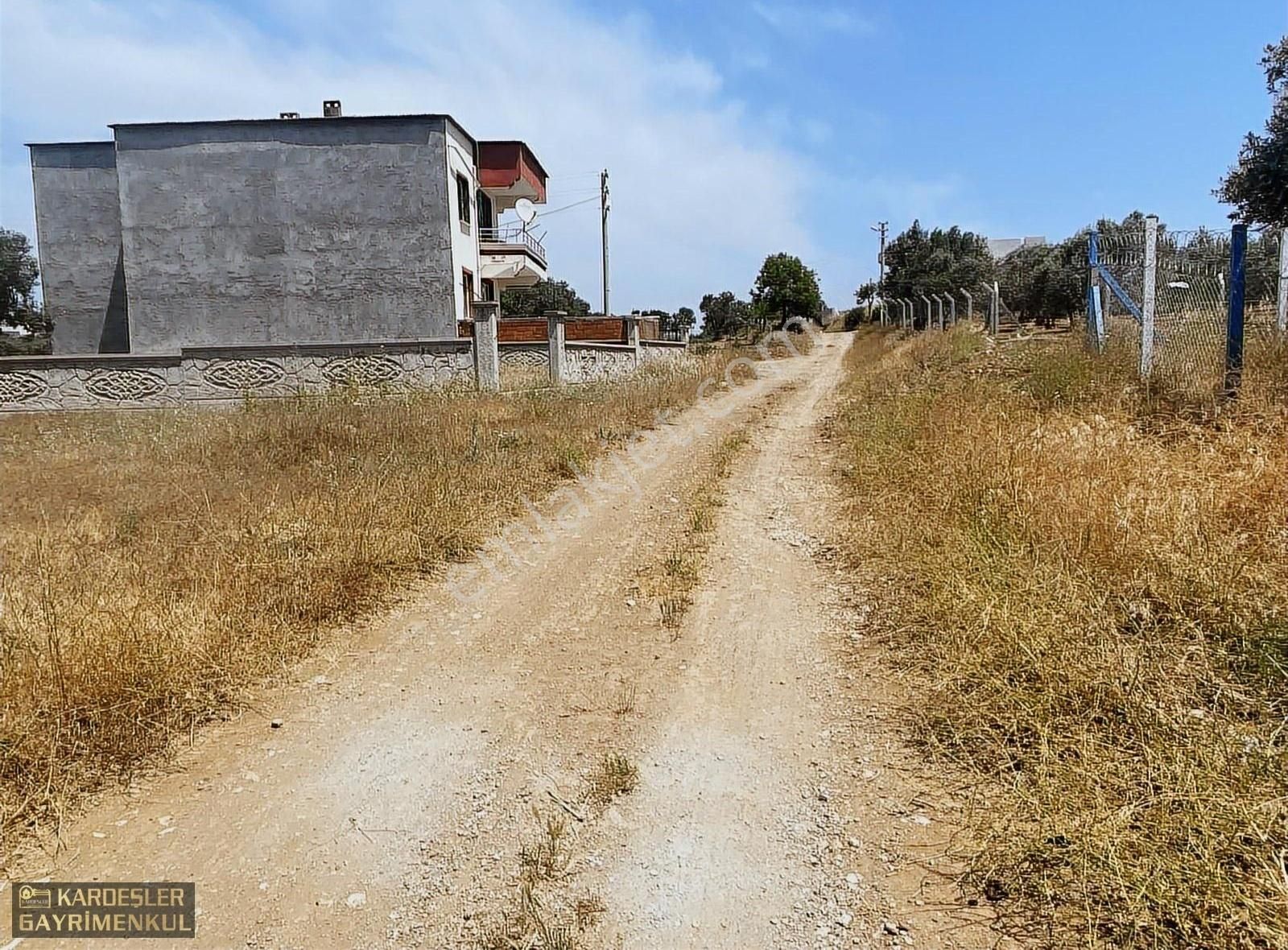 Akhisar Cumhuriyet Satılık Konut İmarlı CUMHURİYET MAHALLESİNDE İMARLI SATILIK ARSA