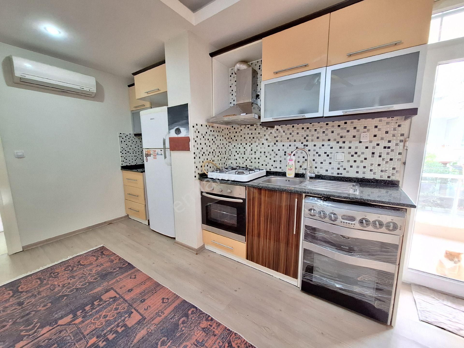 Antalya Konyaaltı Akkuyu Mahallesinde Üniversiteye Çok Yakın Konumda Eşyalı Kiralık 1+1 Daire - Görsel 14