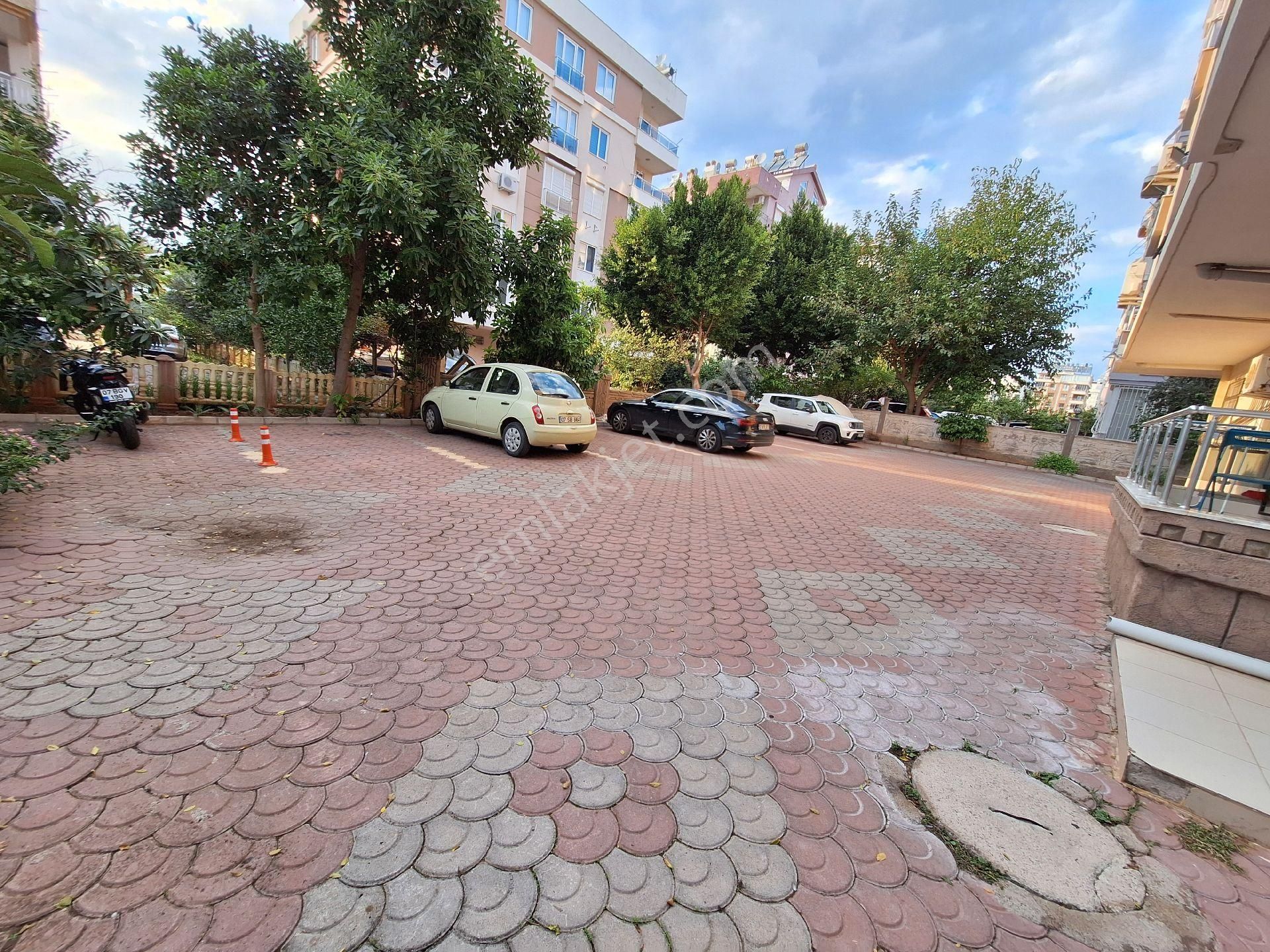 Antalya Konyaaltı Akkuyu Mahallesinde Üniversiteye Çok Yakın Konumda Eşyalı Kiralık 1+1 Daire - Görsel 32