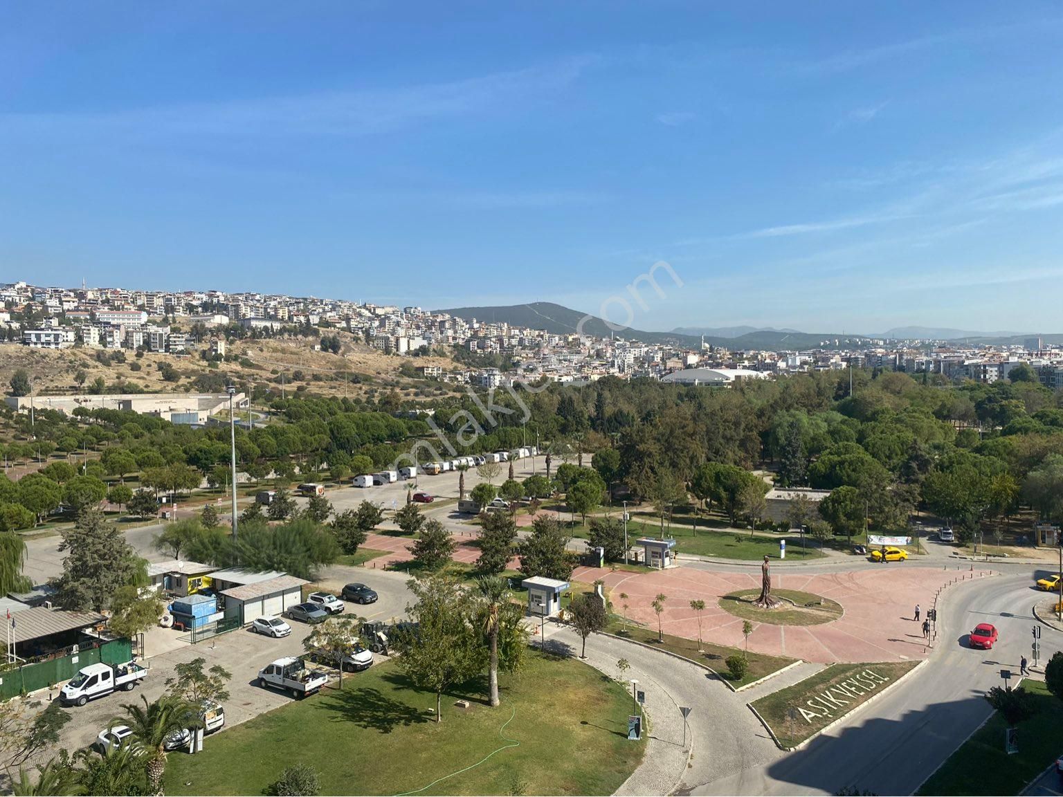 Bornova Kazımdirik Kiralık Daire Ege Üniversitesi Tıp Fakültesine 800 M Mesafede Eşyalı 2+1