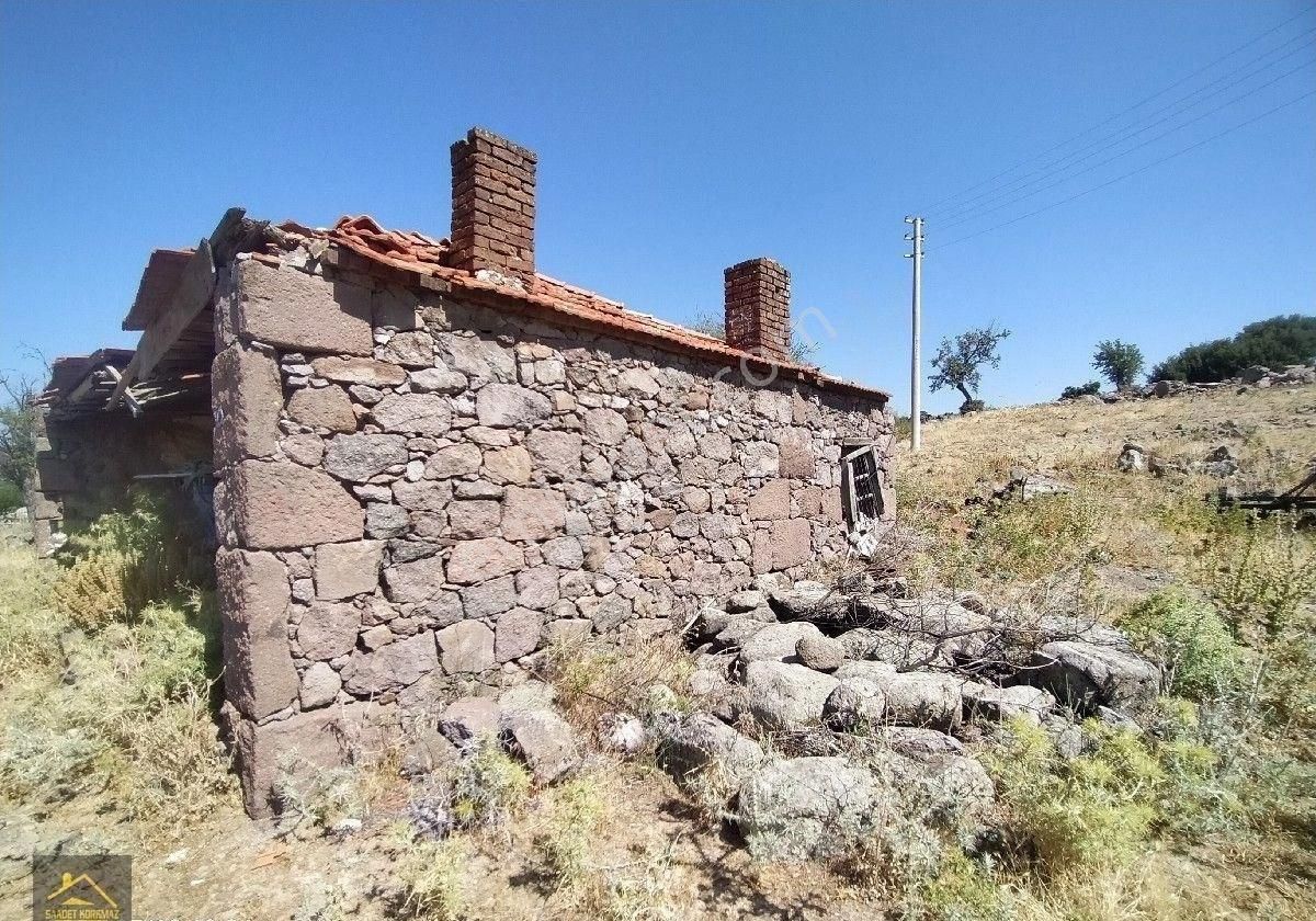 Saadet Korkmaz Emlak'tan Dikili Katıralanı Köyünde 427 M2 Arsa İçerisinde Satılık Köy Evi - Görsel 17