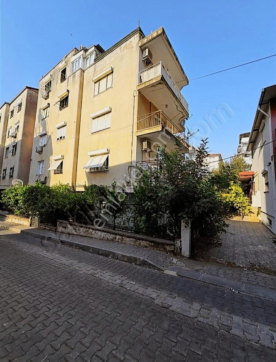 Tire Kurtuluş Satılık Daire TİRE ARSLAN EMLAKTAN 3+1 DOĞALGAZLI ARAKAT DAİRE