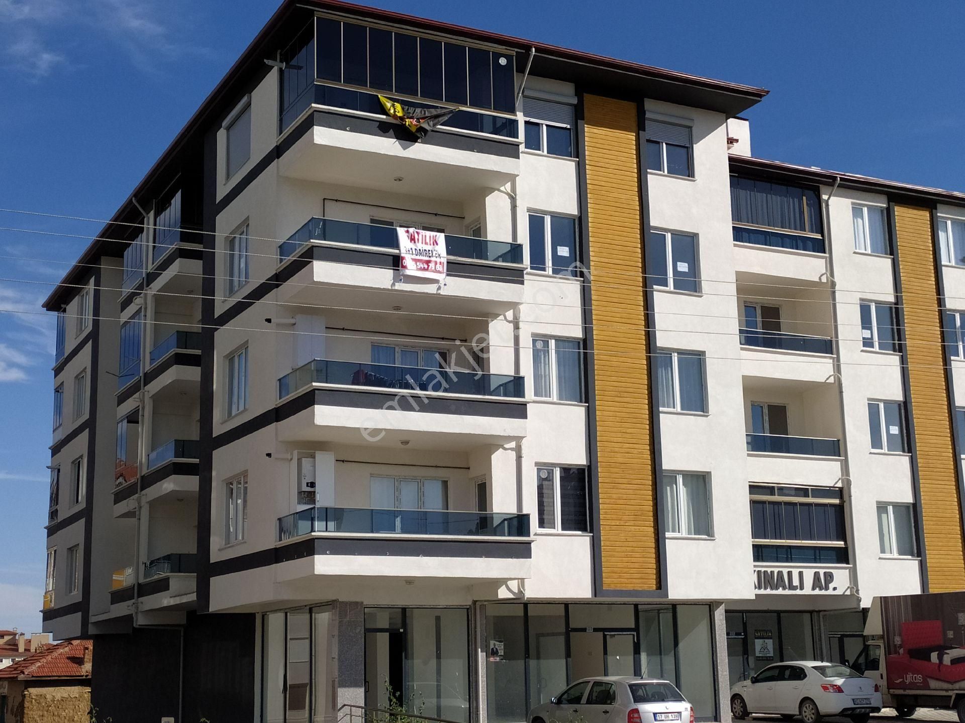 Kulu Kemaliye Satılık Daire KONU YOLU ÜZERİNDE SATILIK 3+1 DAİRE