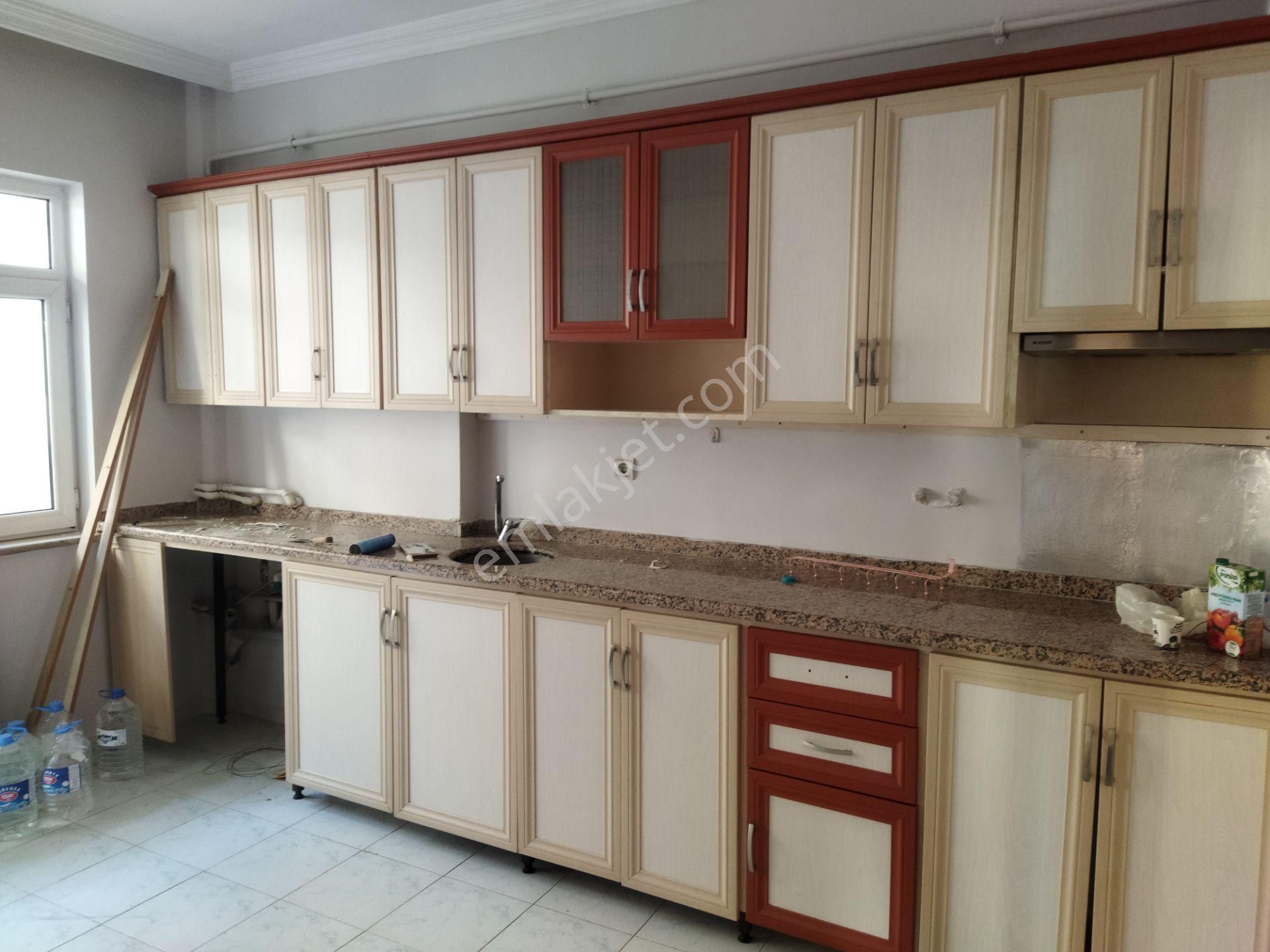 Battalgazi Kernek Kiralık Daire Onur Emlak. Kanalboyu Civarı 3+1 Doğal Gazlı.