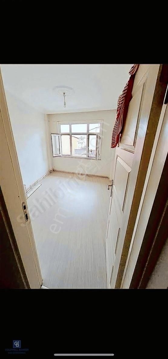 Arnavutköy İslambey Satılık Daire ARNAVUTKÖY İSLAMBEYDE SATILIK FIRSAT DAİRE