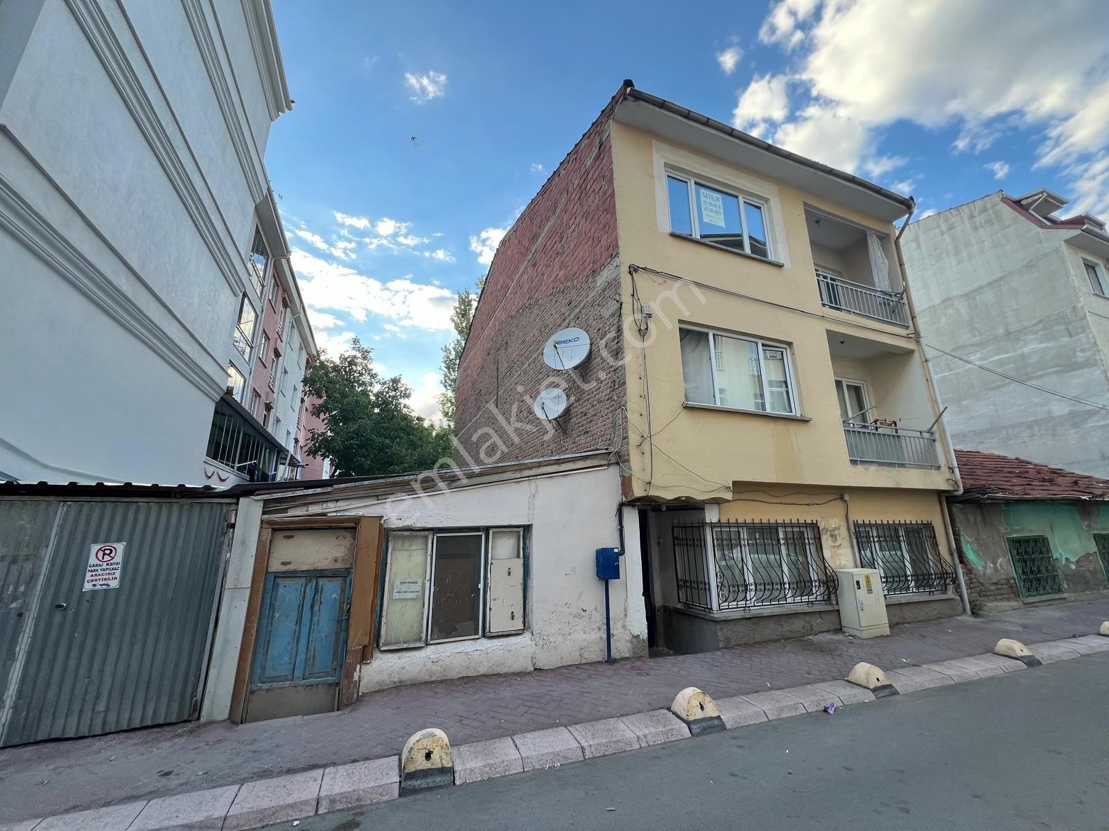 Tepebaşı Ömerağa Satılık Daire  SD648-ÖMERAĞA MAH 2+1 UYGUN FİYAT DAİRE