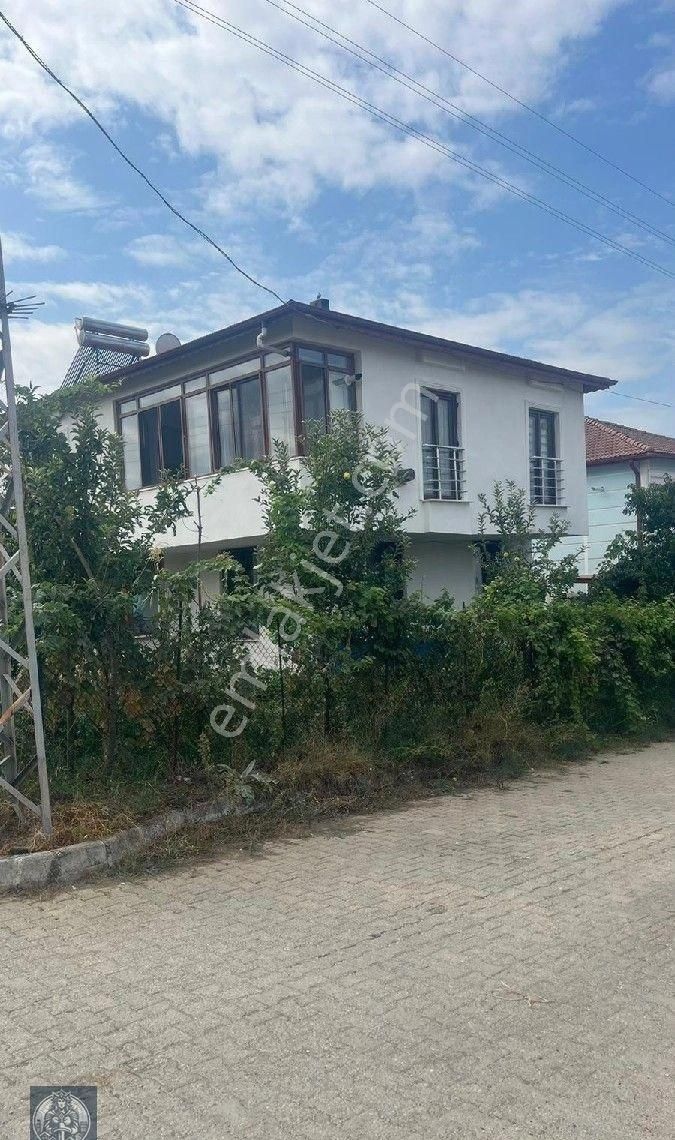 Niksar 50. Yıl Kiralık Daire AYŞE HATUN GAYRİMENKUL EMLAK'TAN KİRALIK DAİRE