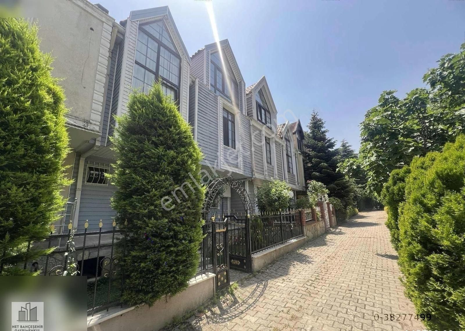 Esenyurt Esenkent Satılık Villa BİLLUR ARICI'DAN BAHÇEŞEHİR ESENKENT 5+2 370m2 SATILIK VİLLA