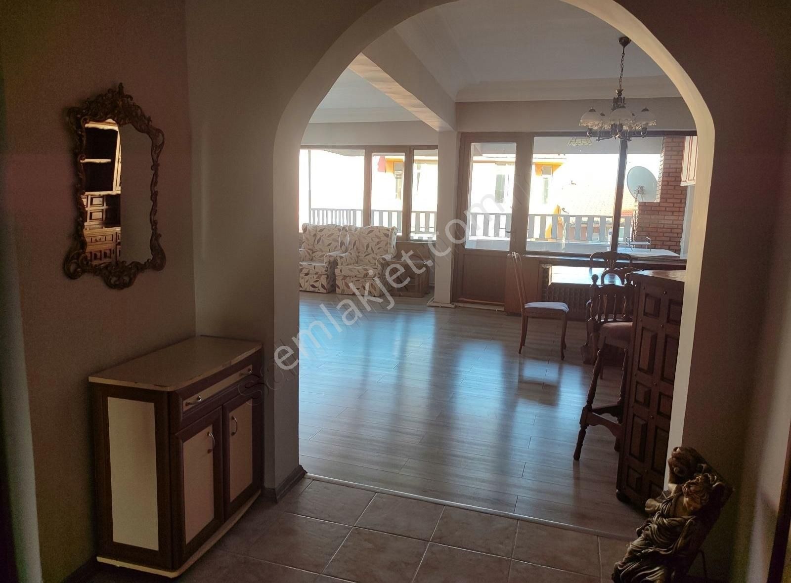 Asel'den Çarsı Merk.erbaylar Yanı 230m2(net) Emsalsiz 3+1 Daire - Görsel 10