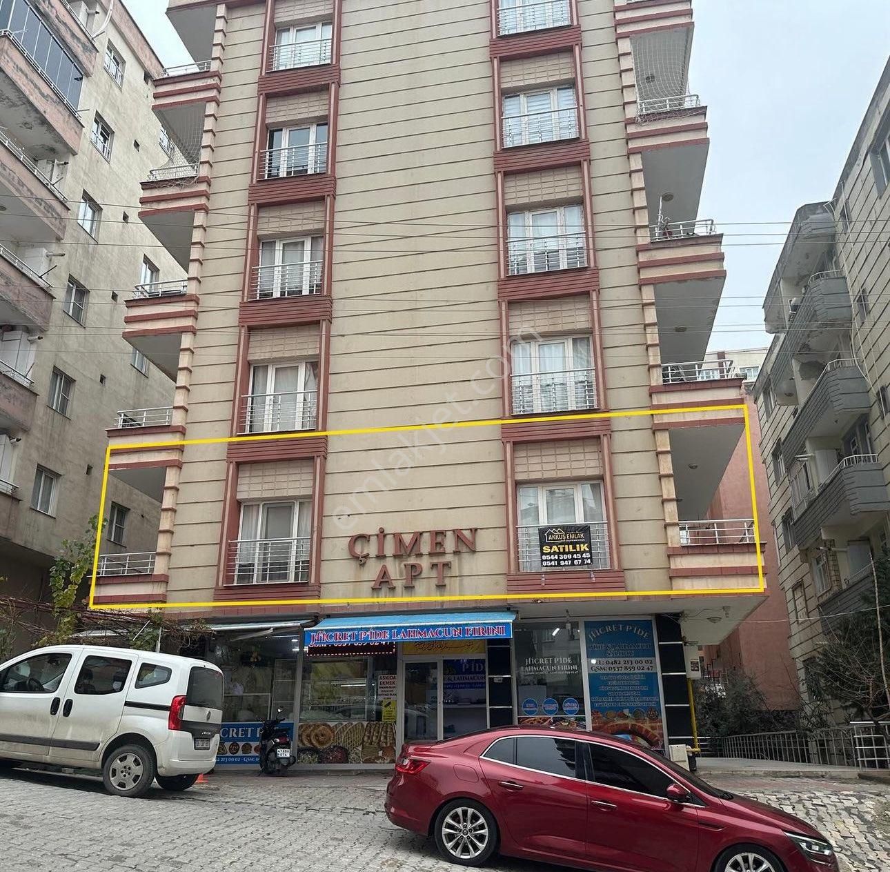 Artuklu 13 Mart Kiralık Daire AKKUŞ EMLAK’TAN MERKEZİ KONUMDA KİRALIK 3+1 DAİRE