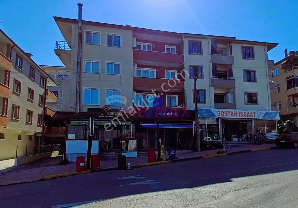 Ferizli Devlet Satılık Daire REMAX MAVİ RIDVAN GEDİK'TEN FERİZLİ DEVLET MAHALLESİNDE 2+1 SATILIK DAİRE