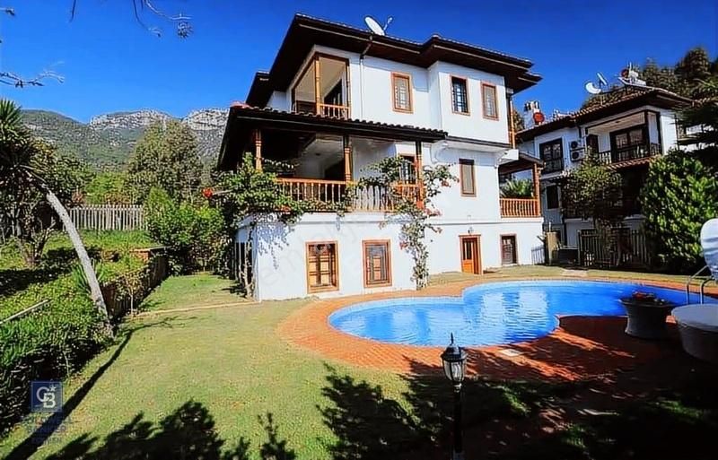 Ula Akyaka Satılık Villa Akyaka'da Satılık 5+1 Müstakil Villa Eşsiz Bir Yaşam Alanı