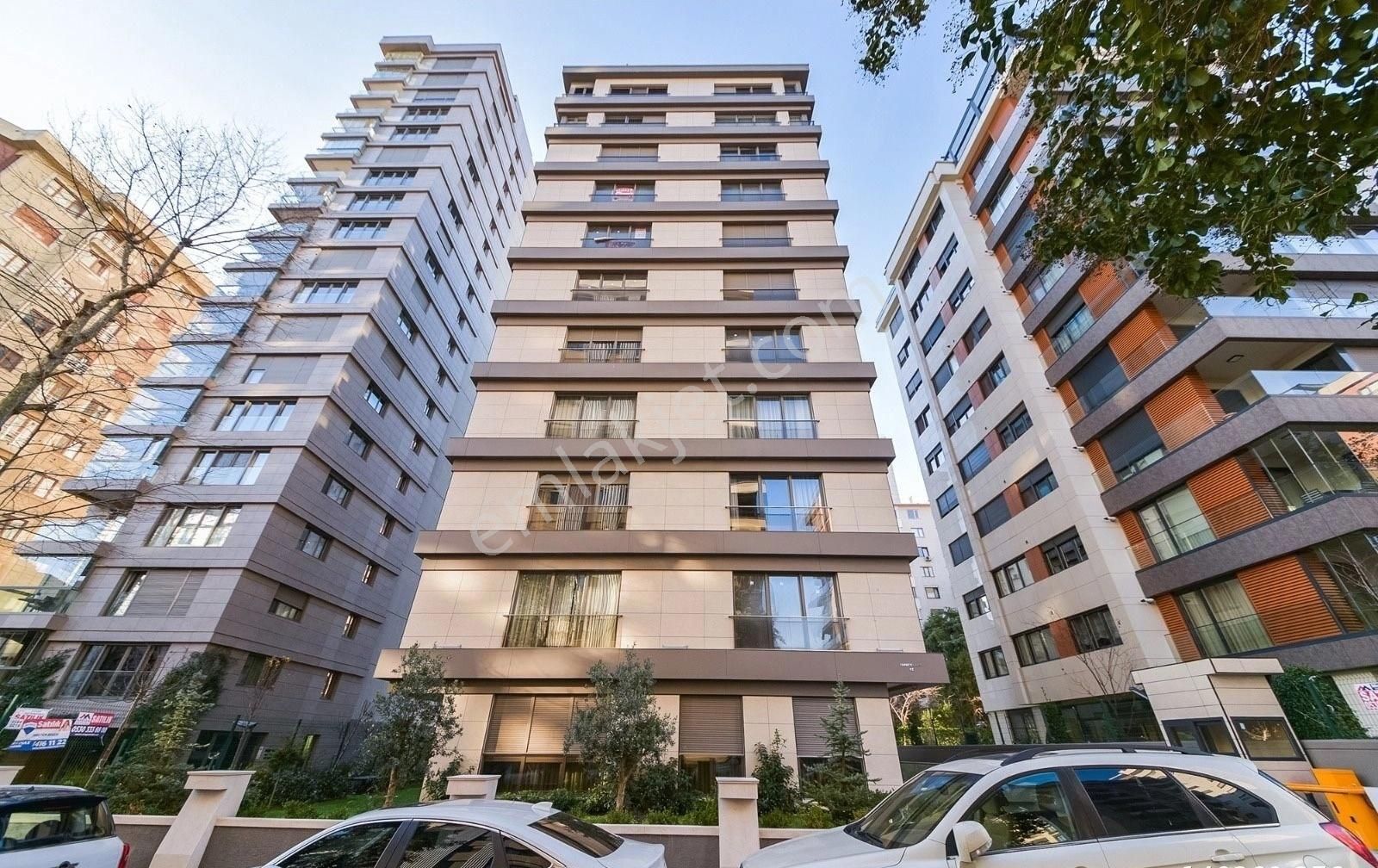 Kadıköy Caddebostan Satılık Daire GÖZTEPE ÇİFTEHAVZULAR SAHİL BANDINDA İSKANLI 140M2 NET SIFIR 4+1 YÜKSEK TAVAN DAİRE