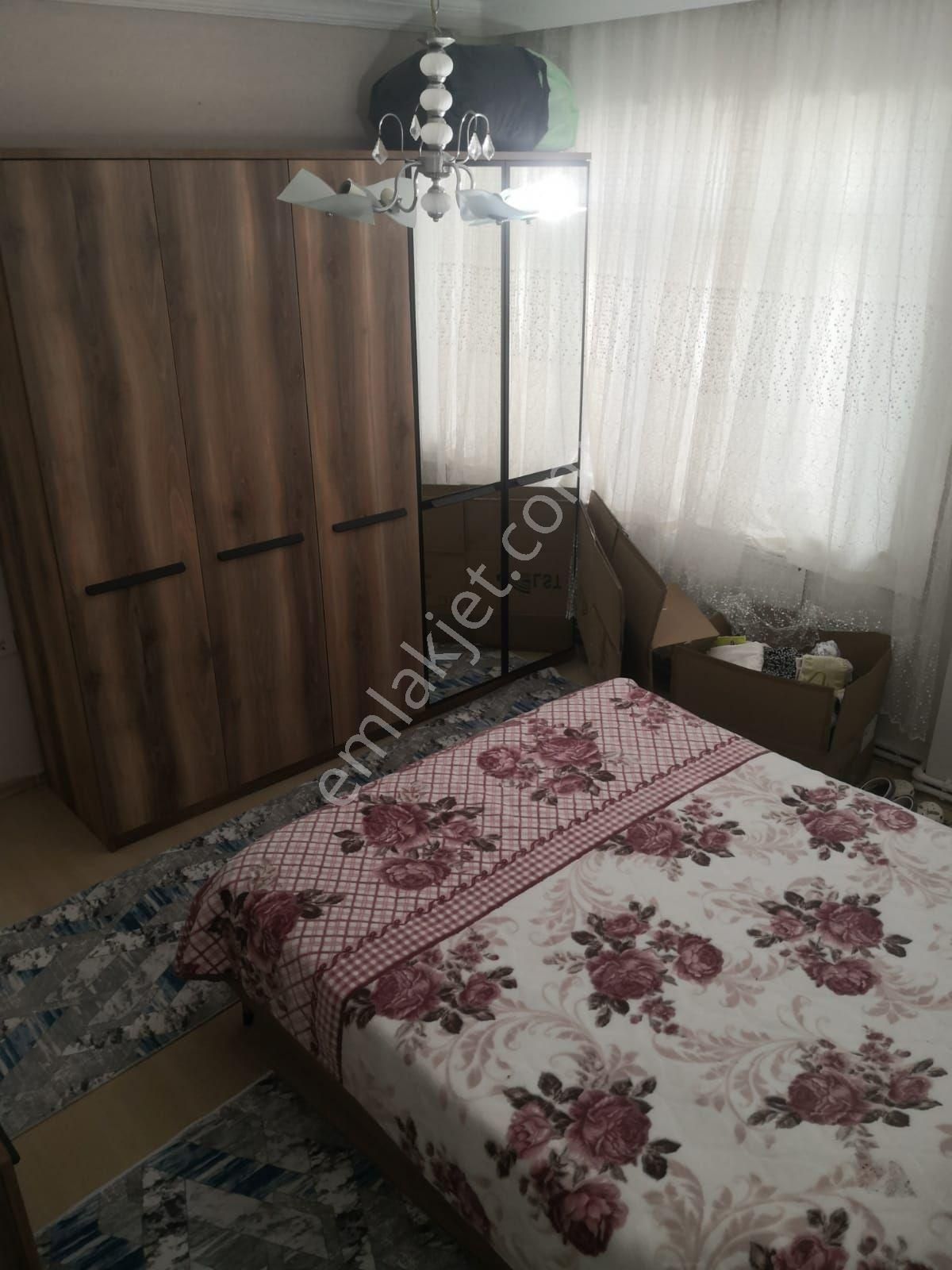 Kartal Yunus Kiralık Daire YUNUS MAHALLESİ PLATİN SOKAKTA AİLE APARTMANINDA 3+1 DAİRE