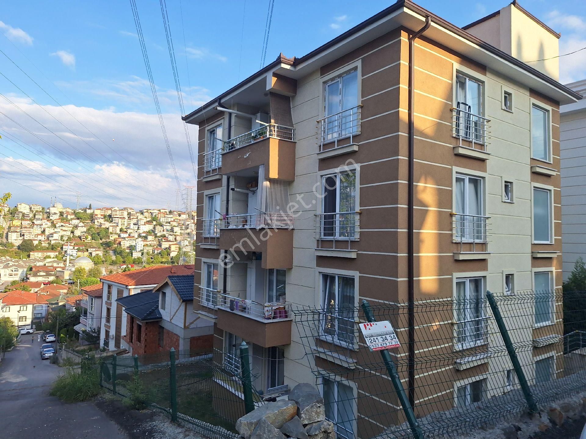 Serdivan Otuziki Evler Satılık Daire  MANZARALI ARAKAT FERAH 2+1 DAİRE