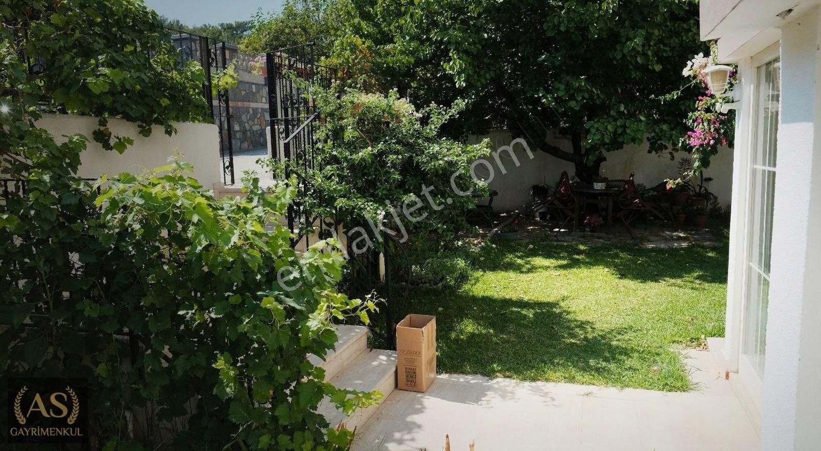 As Gyd...urla Şirinkent'te Site İçerisinde Deniz Manzaralı Geniş Bahçeli Villa.... - Görsel 25