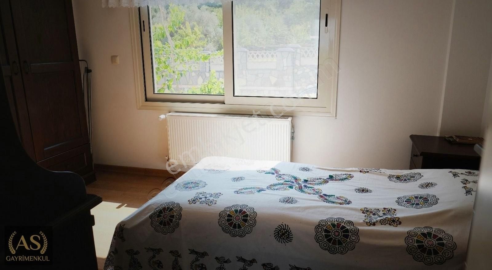 As Gyd...urla Şirinkent'te Site İçerisinde Deniz Manzaralı Geniş Bahçeli Villa.... - Görsel 2