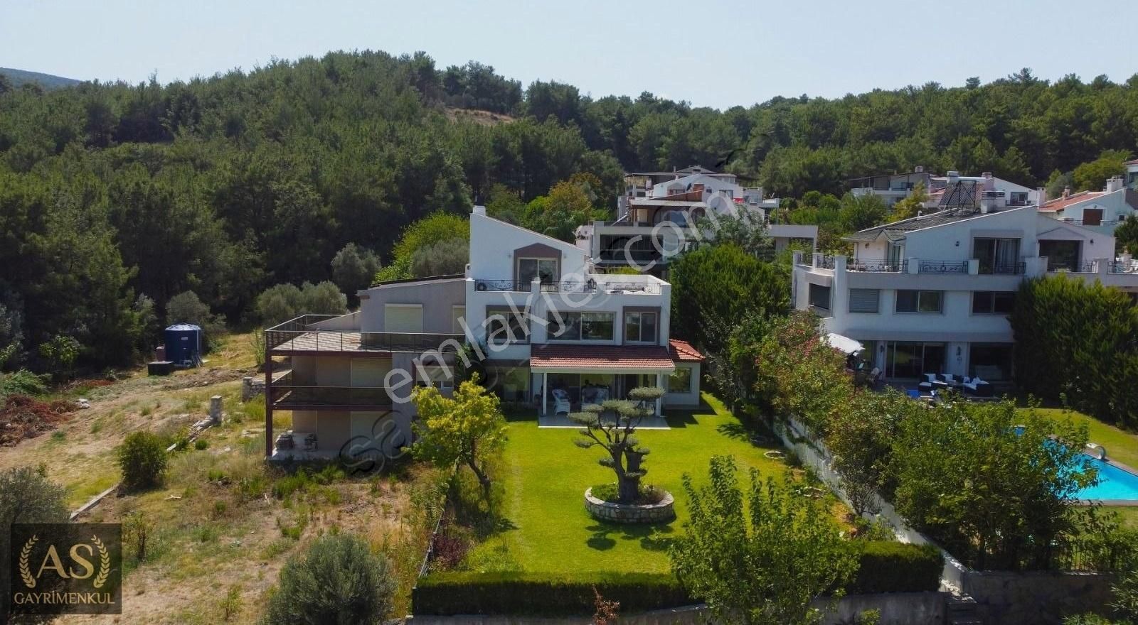 As Gyd...urla Şirinkent'te Site İçerisinde Deniz Manzaralı Geniş Bahçeli Villa.... - Görsel 6