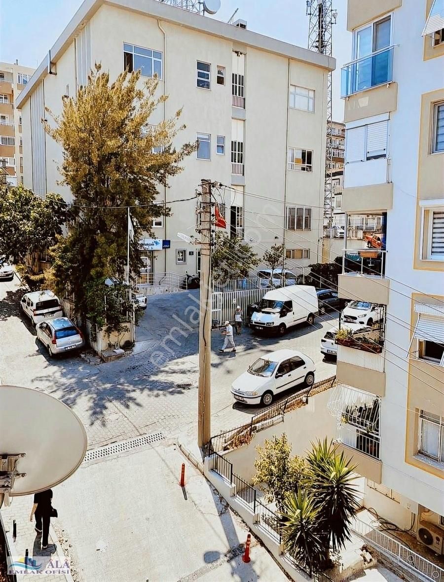 Karabağlar Basın Sitesi Satılık Daire BASINSİTESİNDE ARAKAT 3+1 YAPILI BAKIMLI SATILIK DAİRE