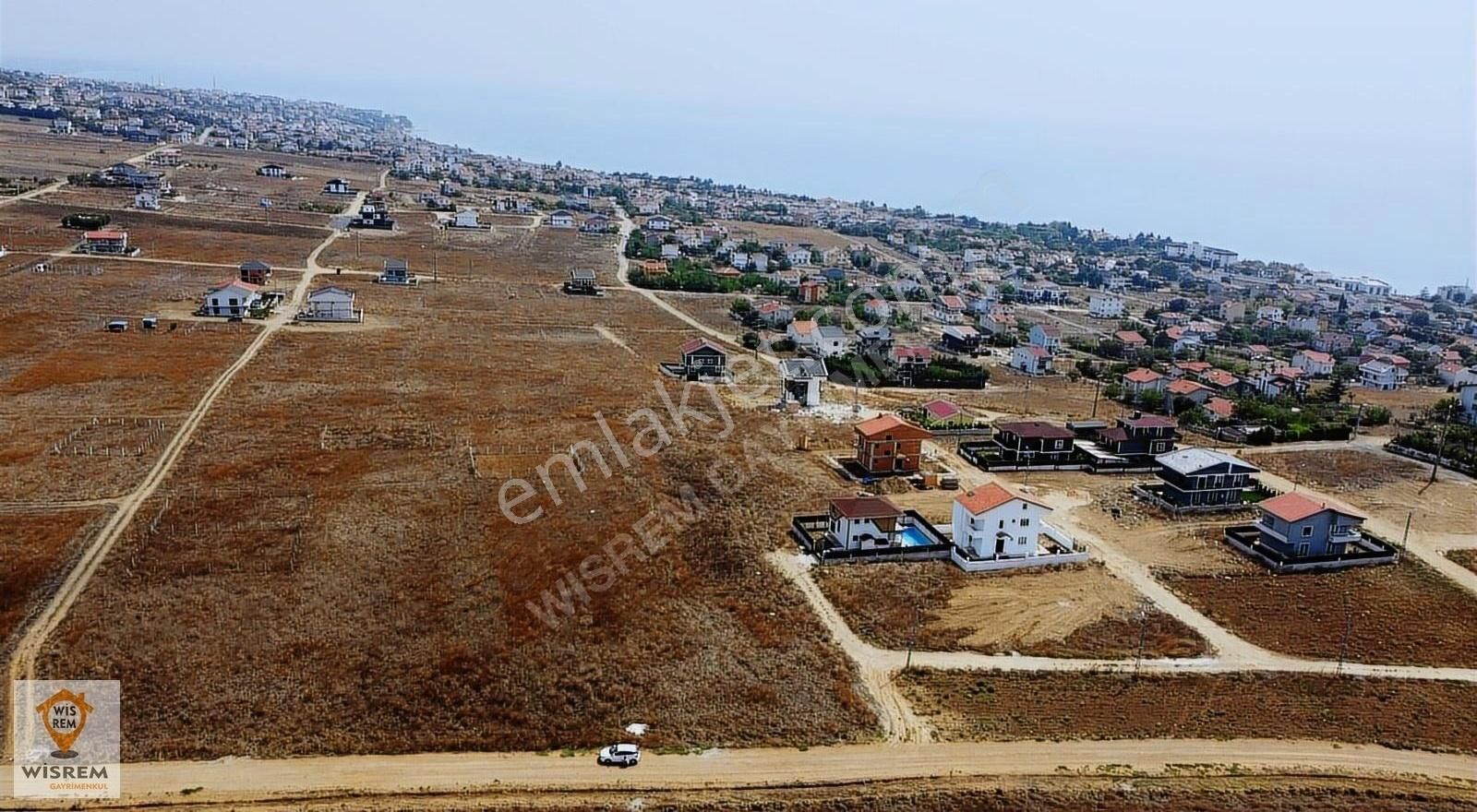 Silivri Gümüşyaka Satılık Villa İmarlı WİSREM GAYRİMENKUL DEN GÜMÜŞYAKA DA MUHTEŞEM KONUMDA 905 M2 ARSA