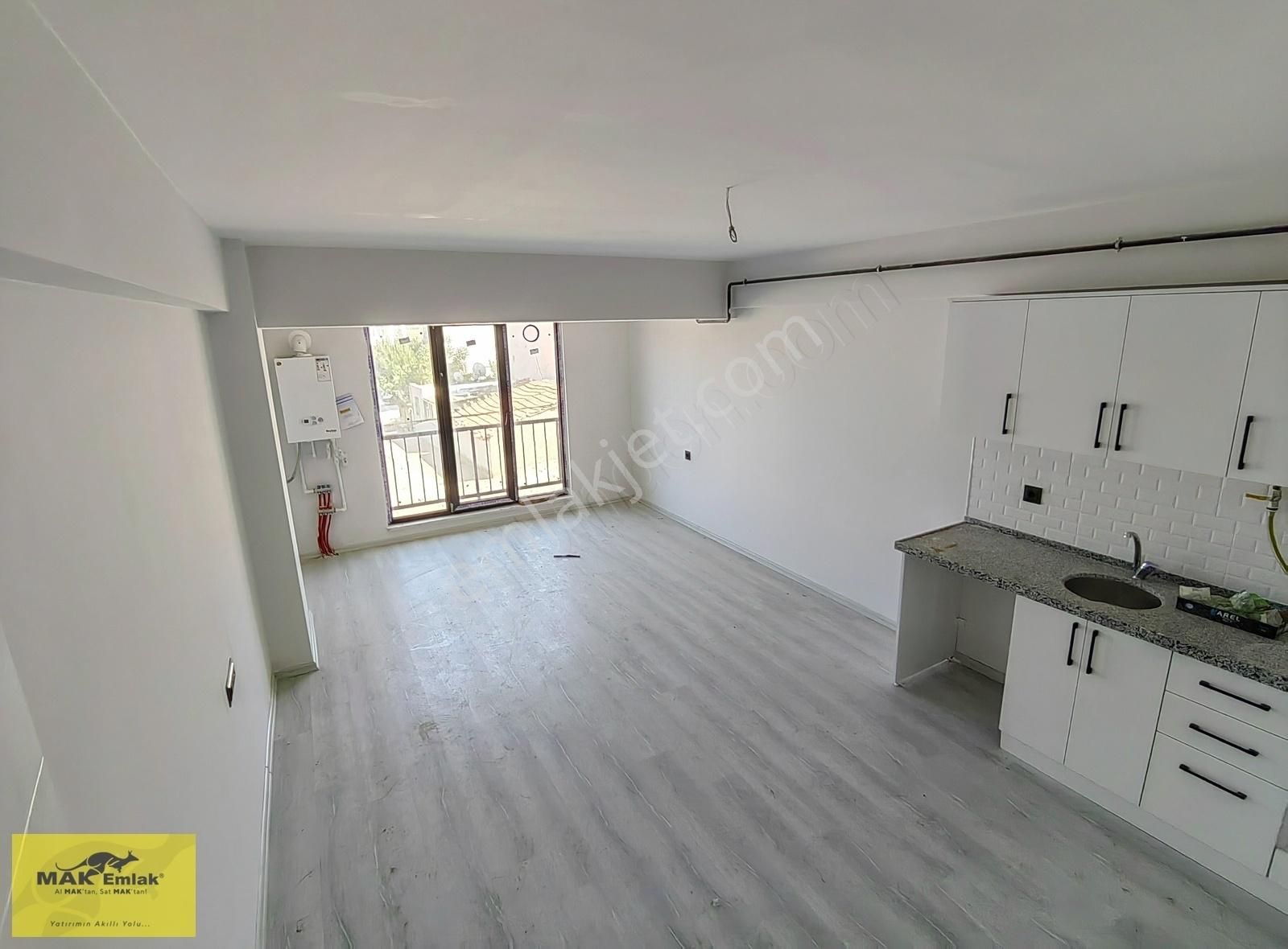 Bandırma Yeni Satılık Daire BEYAZ EVLER YENİ MAHALLE'DE 1+1 MÜKEMMEL SATILIK DAİRE S 2449