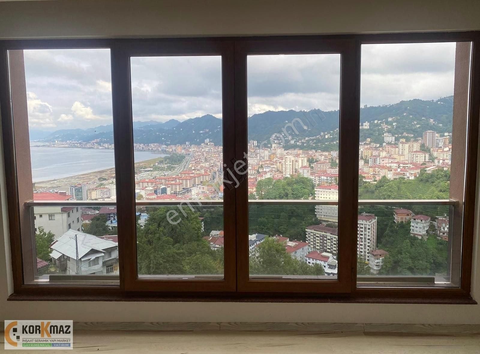 Rize Merkez Kale Kiralık Daire DENİZ DOĞA MANZARALI 3+2 ELİT BİR SİTEDE 175 mt2 KİRALIK DAİRE