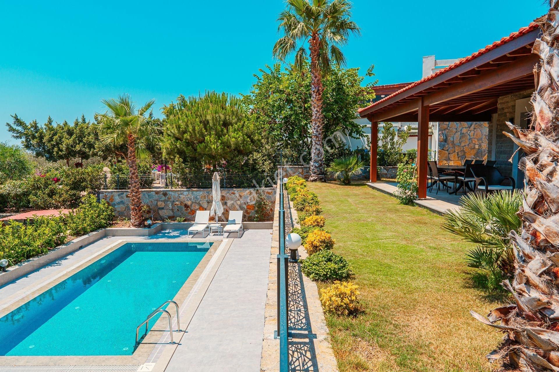 Bodrum Koyunbaba Satılık Villa Bodrum Gümüşlük'de Muhteşem Bahçeli Özel Havuzlu 3+1 Villa