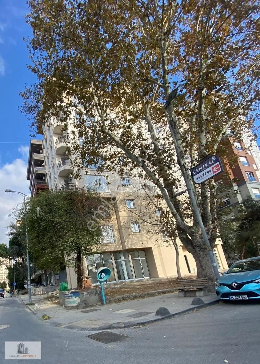 Kadıköy Kozyatağı Satılık Daire ŞENESENEVLER DE MİNİBÜS CADDESİ ÜZERİNDE 2+1 SATILIK DAİRE