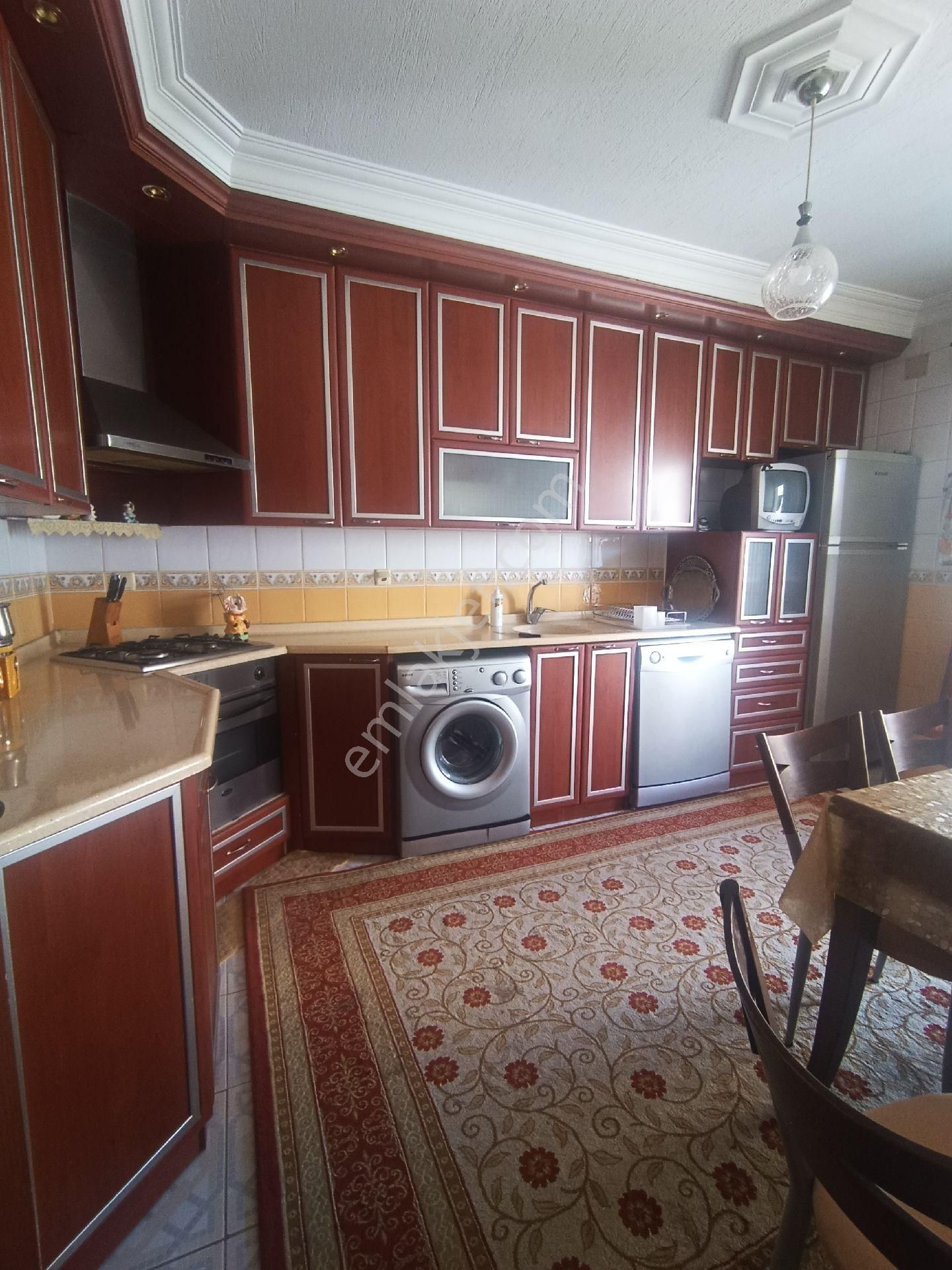 Turgutlu Yılmazlar Kiralık Daire Öz Merve Emlaktan Manisa Turgutlu'da Eşyalı Kiralik Daire