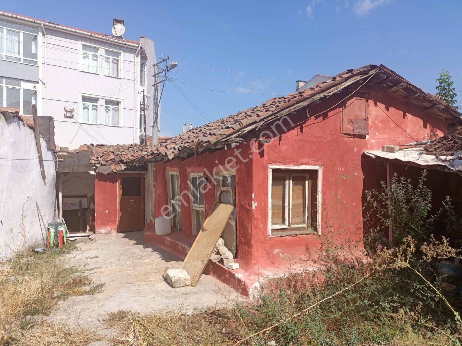 Edirne Merkez Babademirtaş Satılık Daire Edirne Babademirtas mahallesi 2+1 bahçeli yer evi