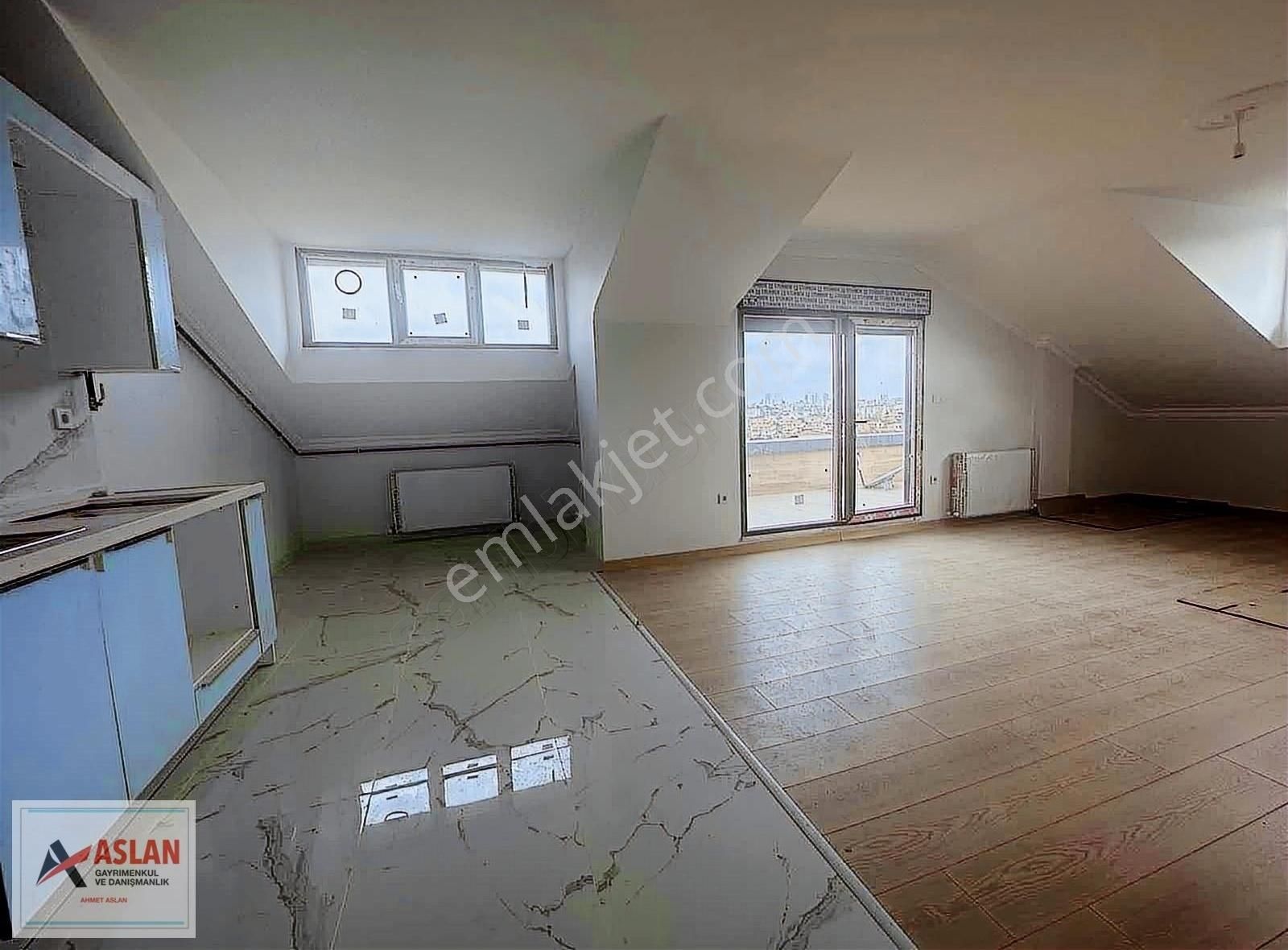 Çengelköy Zübeyde Hanım Cad Yakın 250 M2 5+2 Satılık Çatı Dublex - Görsel 9